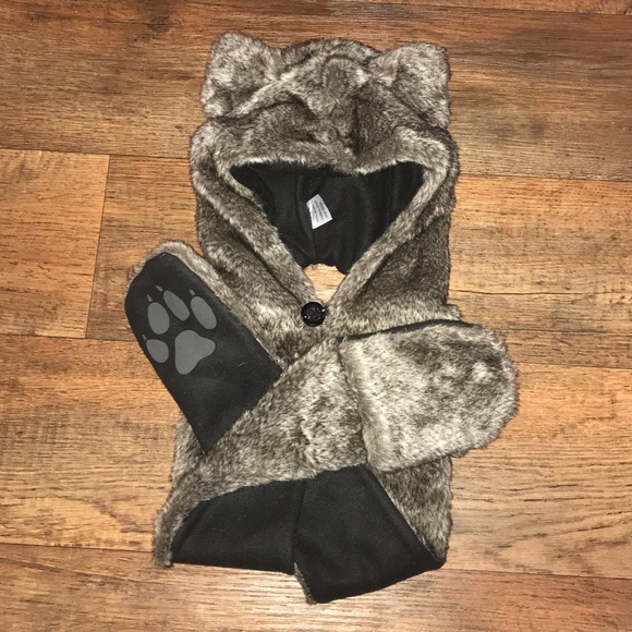 Accessories - Wolf head dress/hat